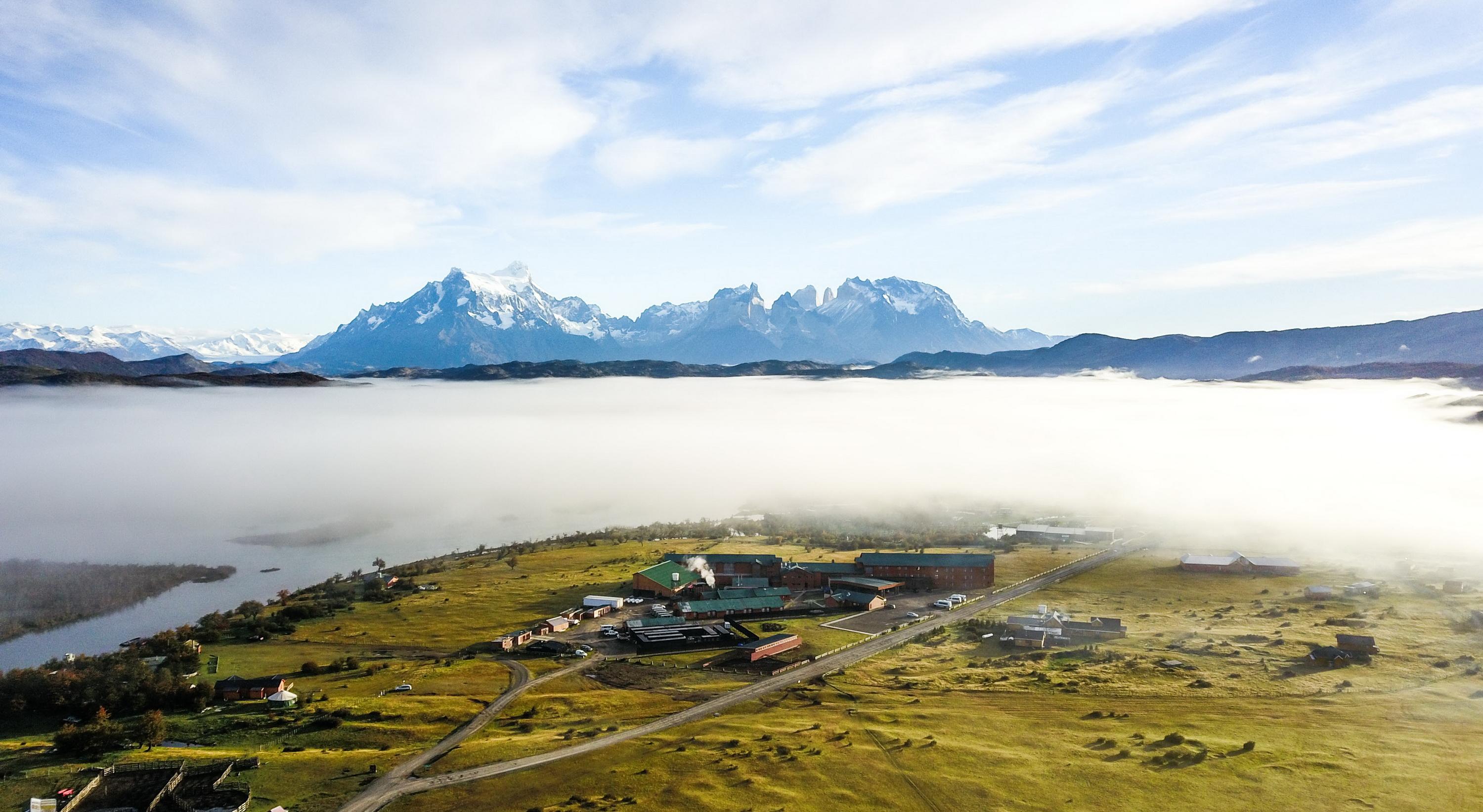 Rio Serrano Hotel And Spa Torres del Paine National Park Exterior photo